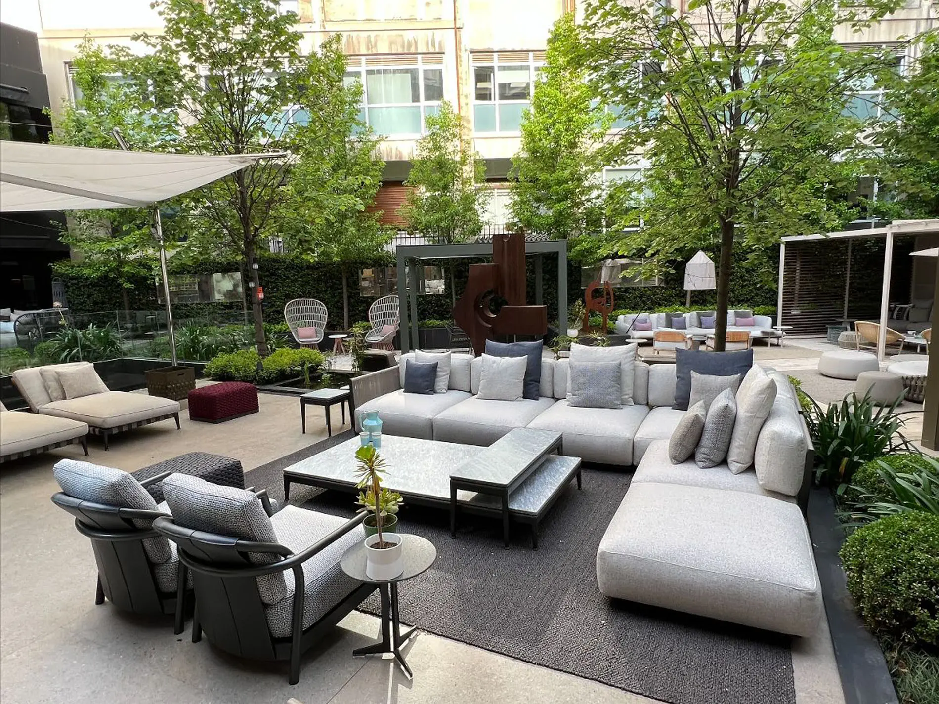 La decoración outdoor traslada el confort propio del mobiliario de hogar de interior a nuestros exteriores, Gunni &amp; Trentino